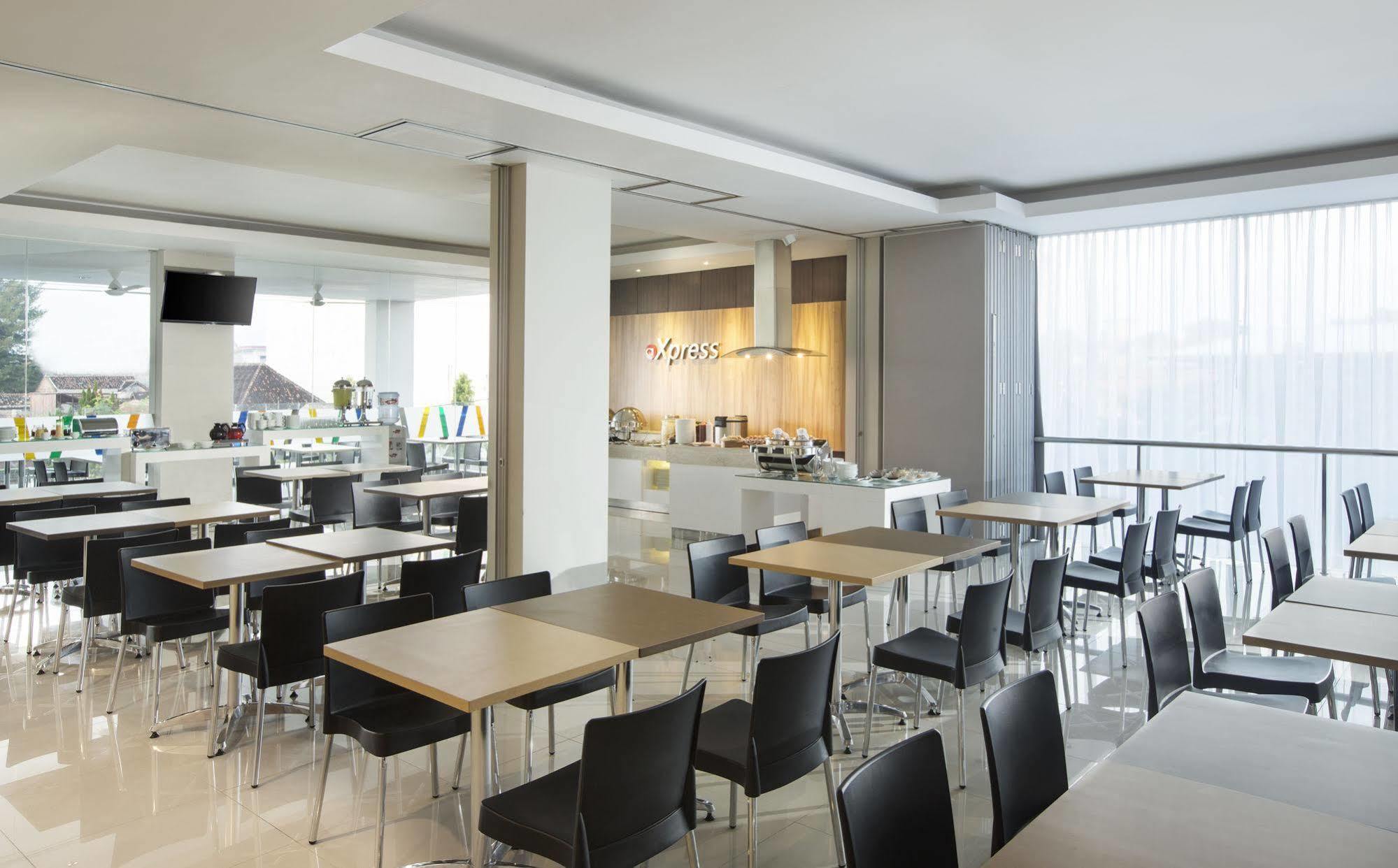 Amaris Hotel Madiun Exteriér fotografie